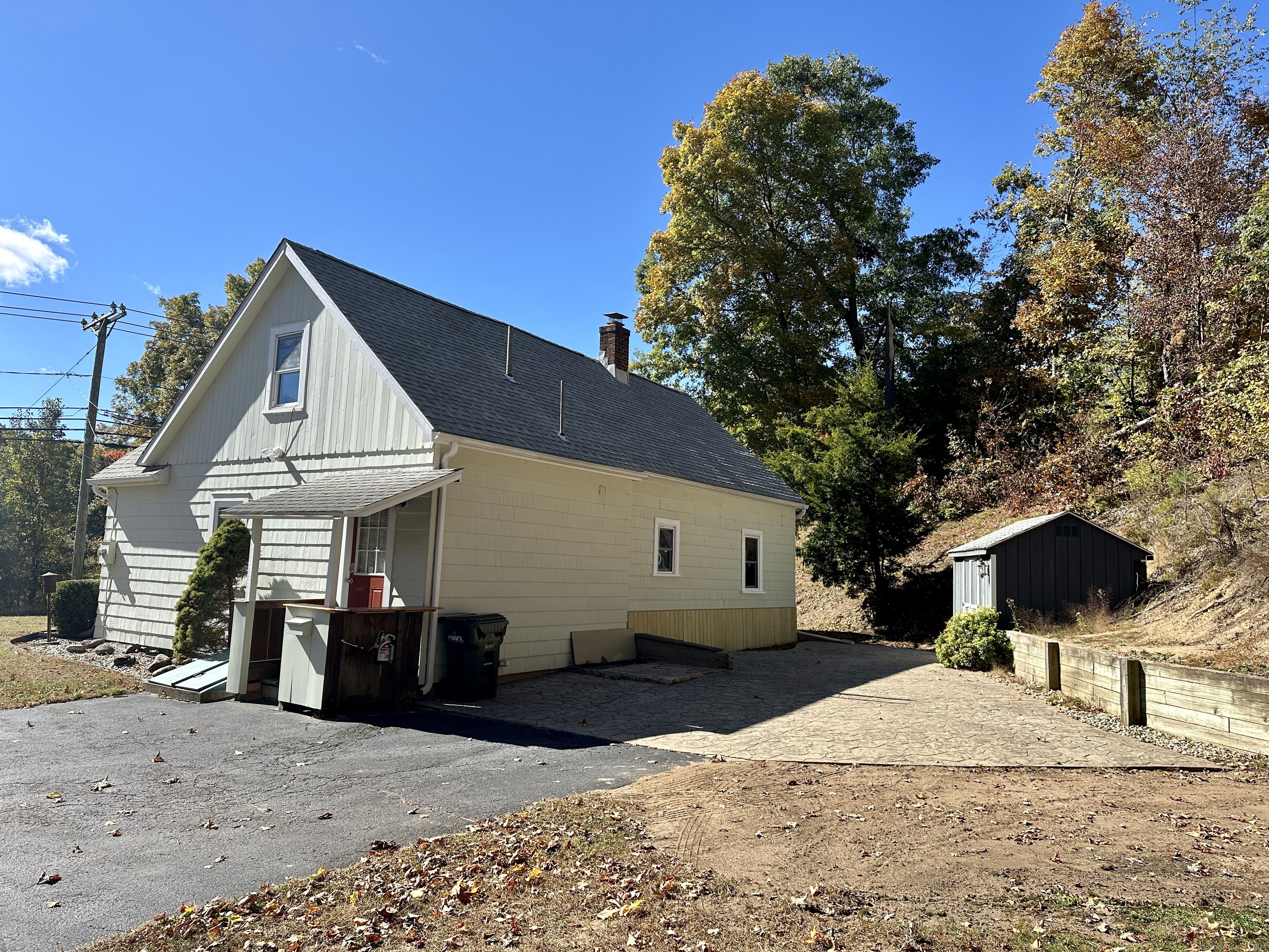 46 Hoskins Road Simsbury CT 06070