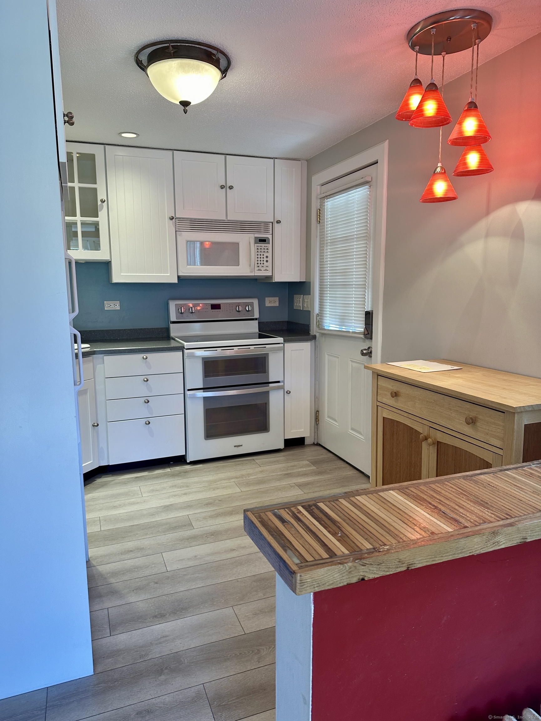 46 Hoskins Road Simsbury CT 06070