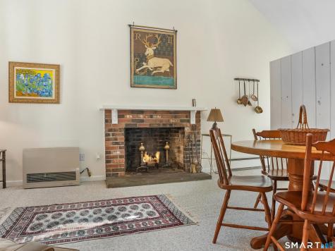 106 Spoonwood Road Wilton CT 06897