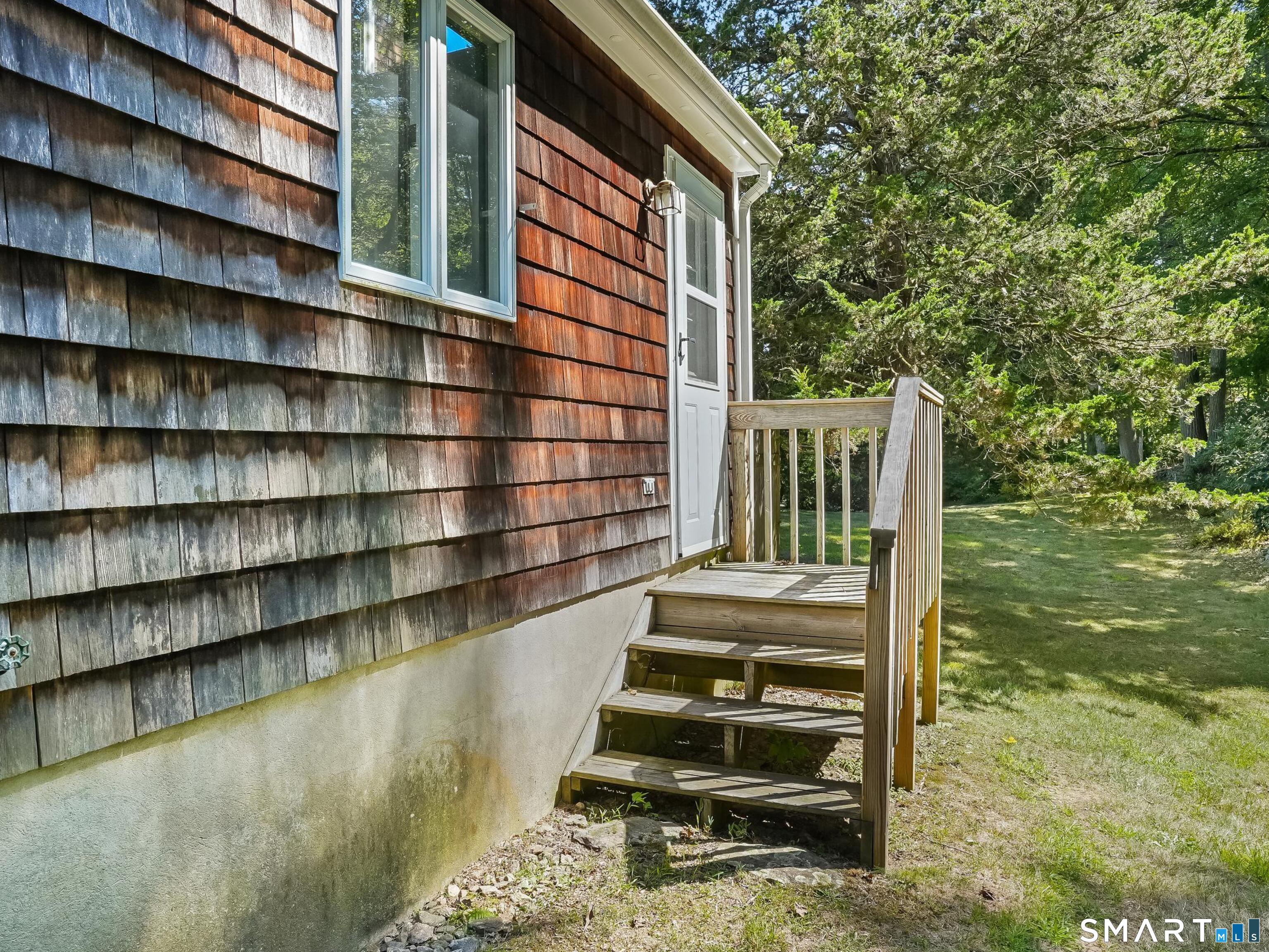106 Spoonwood Road Wilton CT 06897