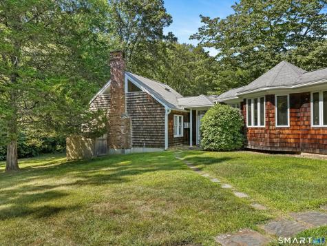 106 Spoonwood Road Wilton CT 06897