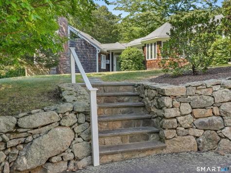 106 Spoonwood Road Wilton CT 06897