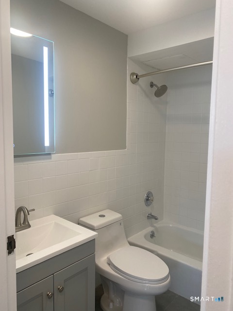 97 South Main Street West Hartford CT 06107
