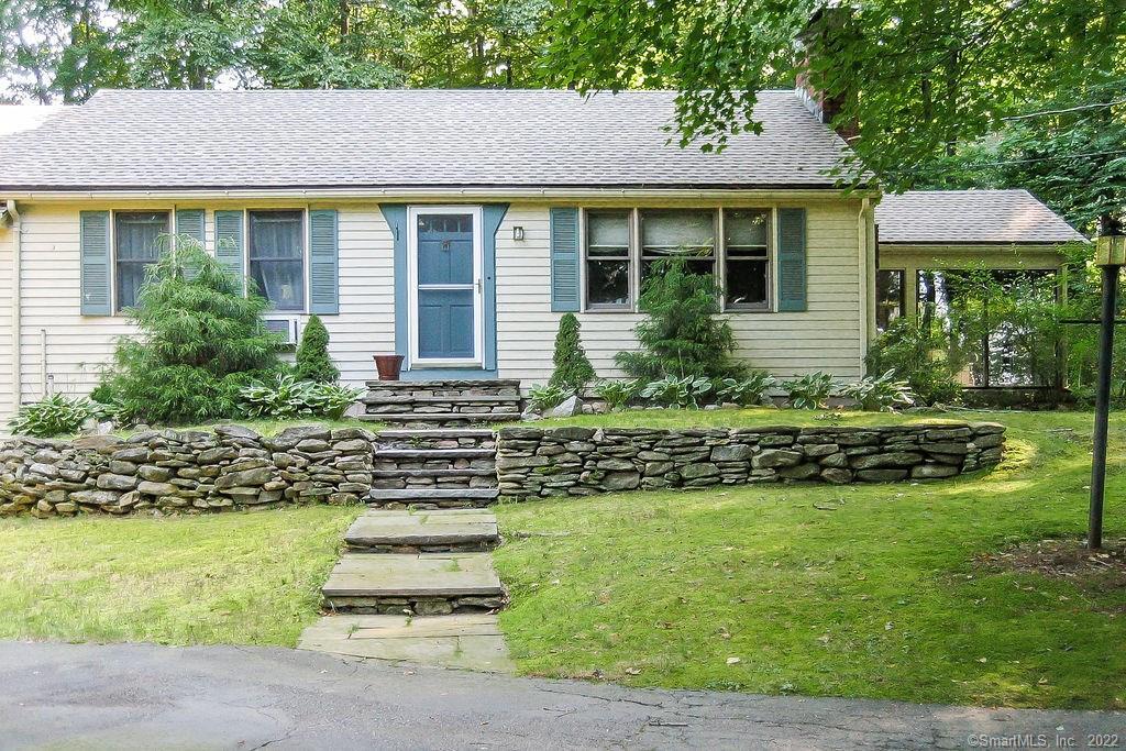 592 Country Club Road Avon CT 06001