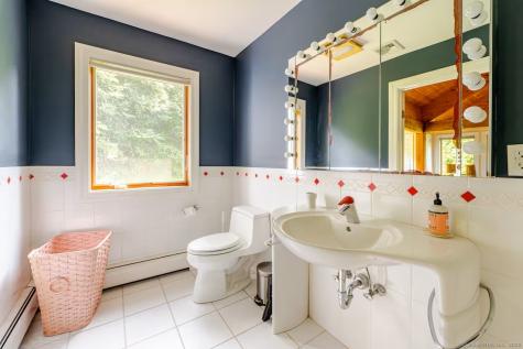 31 Cedar Hill Road New Milford CT 06755