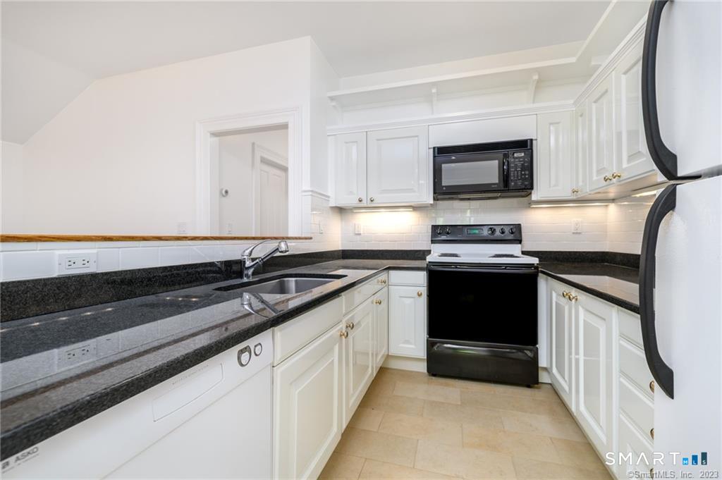 102 Ladder Hill North Road Weston CT 06883