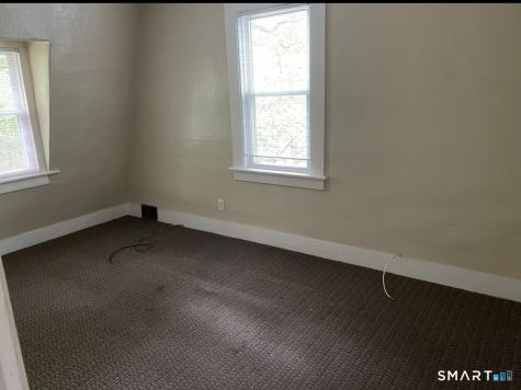26 Cedric Avenue Derby CT 06418
