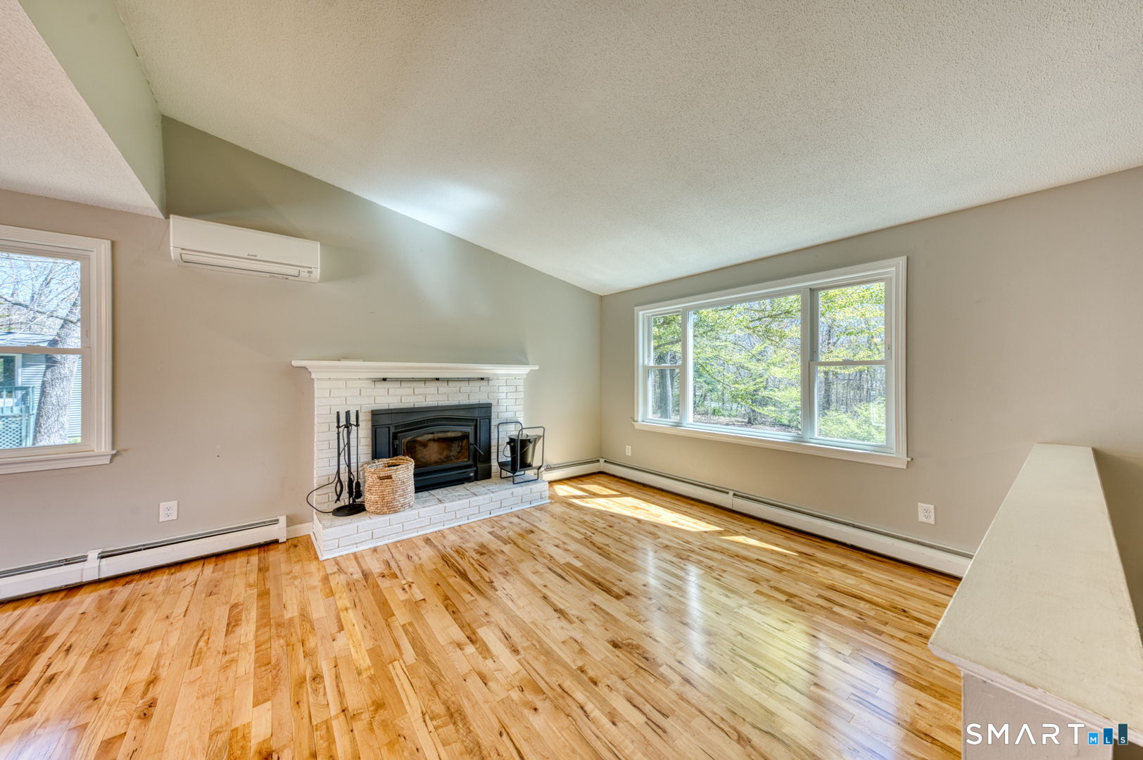 371 Warrenville Road Mansfield CT 06250