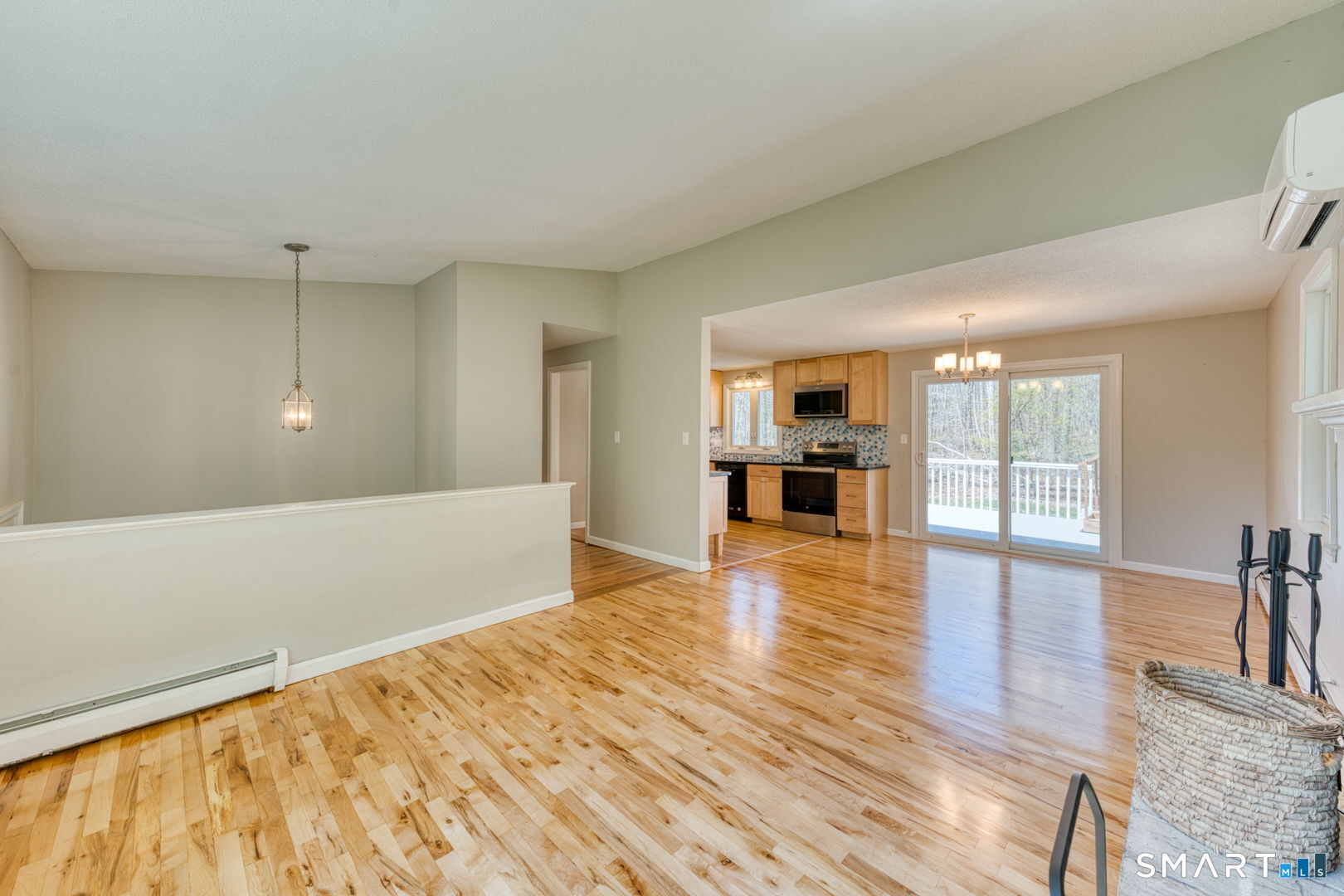 371 Warrenville Road Mansfield CT 06250