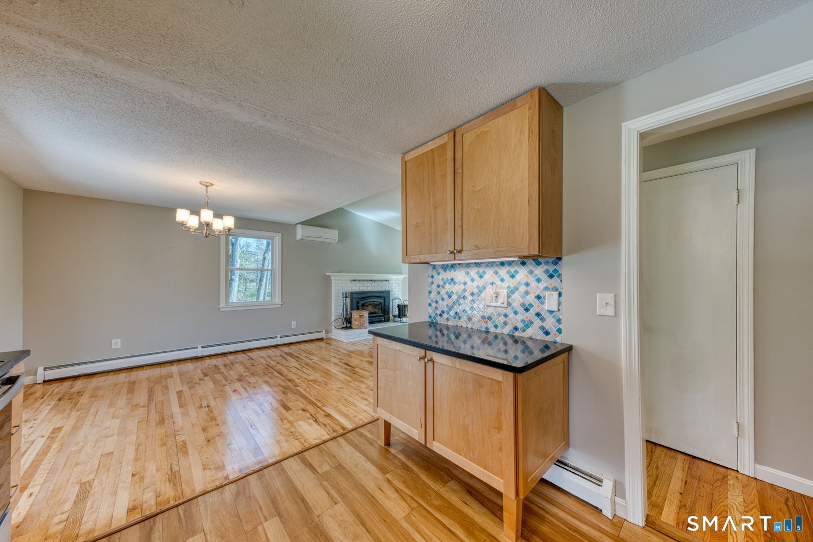 371 Warrenville Road Mansfield CT 06250