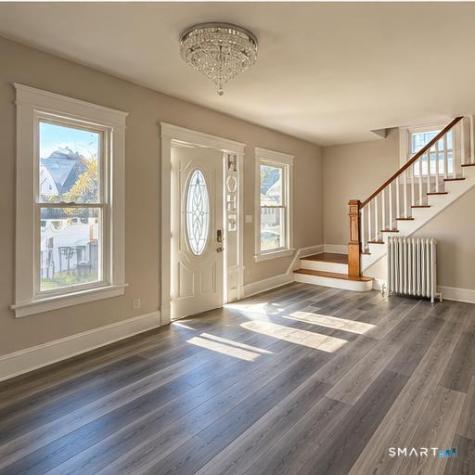 41 Oakland Avenue Waterbury CT 06710