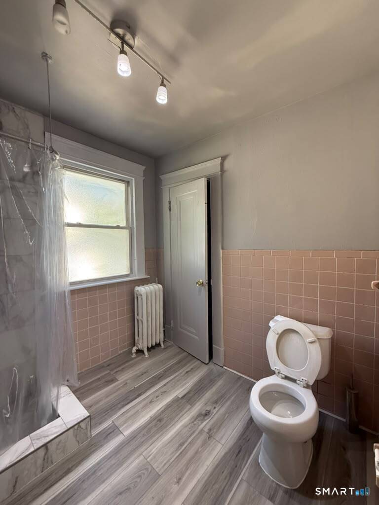 41 Oakland Avenue Waterbury CT 06710