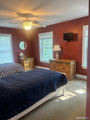 138 Old Black Point Road East Lyme CT 06357