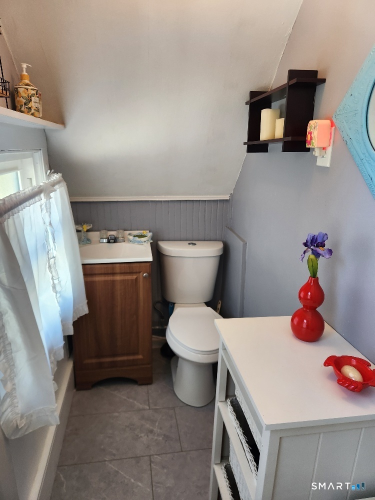 16 Breen Avenue Old Lyme CT 06371