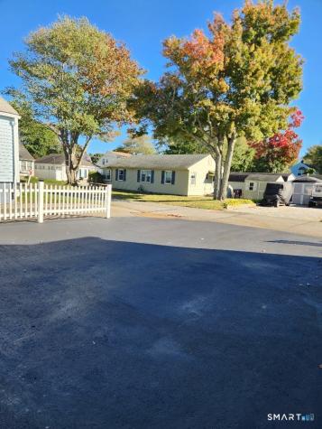 16 Breen Avenue Old Lyme CT 06371