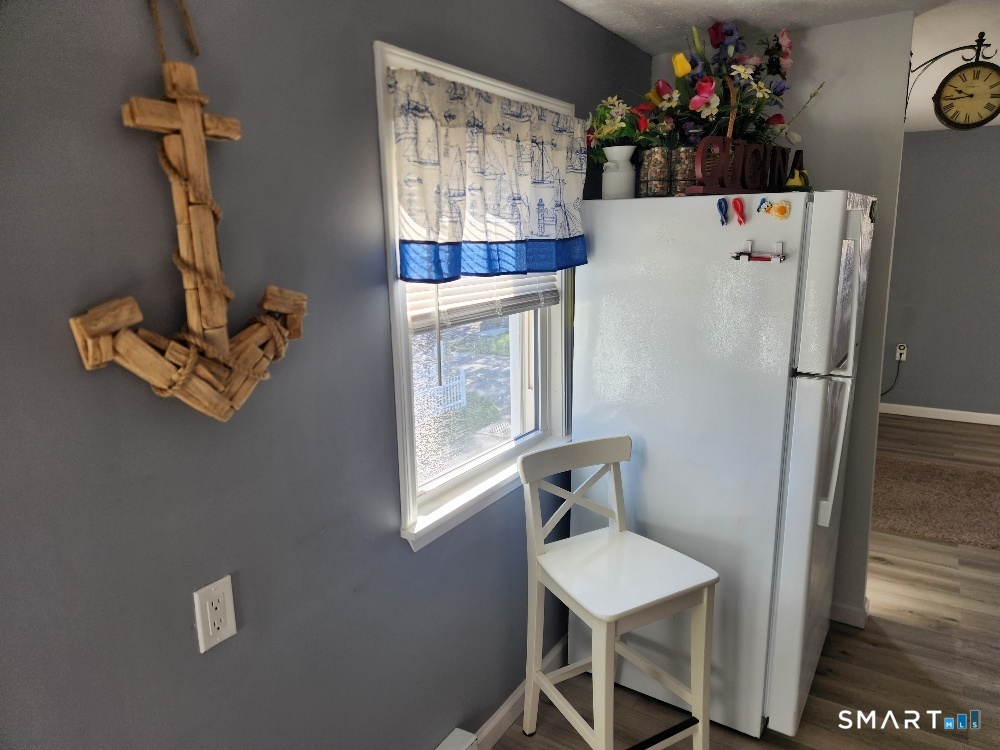 16 Breen Avenue Old Lyme CT 06371