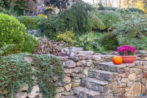 76 North Street Roxbury CT 06783