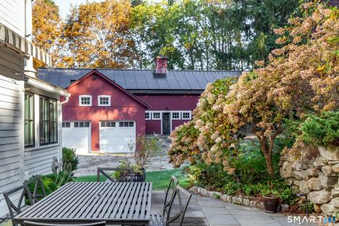 76 North Street Roxbury CT 06783