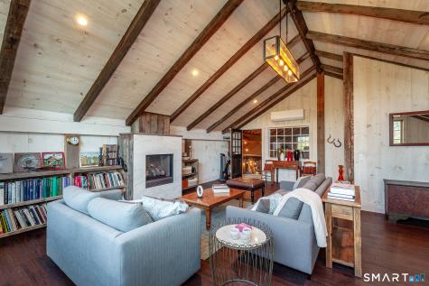 76 North Street Roxbury CT 06783