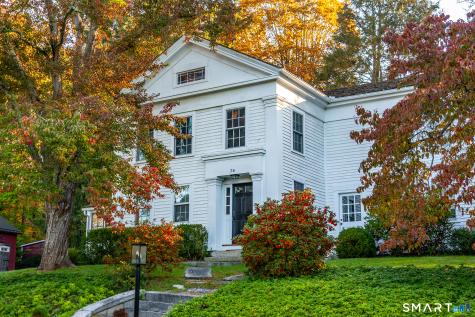 76 North Street Roxbury CT 06783