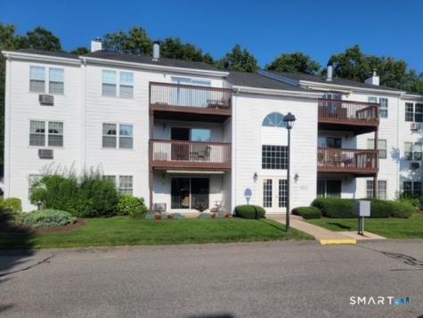 59 Rockledge Loop Torrington CT 06790