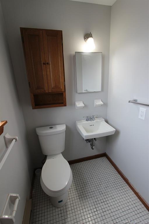 1400 Meriden Road Waterbury CT 06705