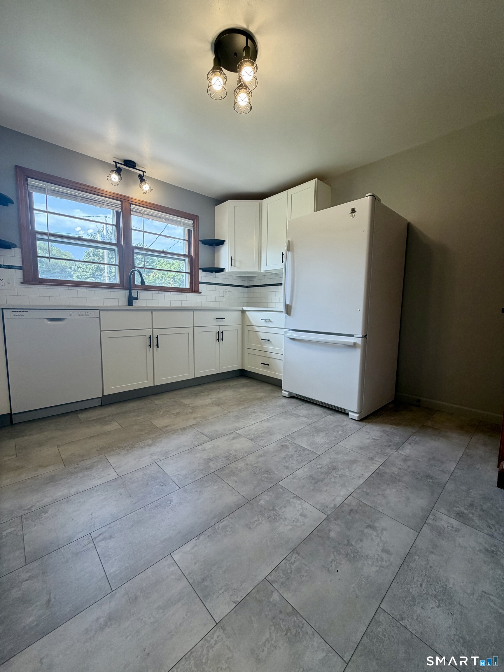 110 Collett Street North Haven CT 06473