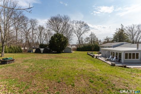 51 West Lake Avenue Guilford CT 06437