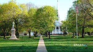 51 West Lake Avenue Guilford CT 06437