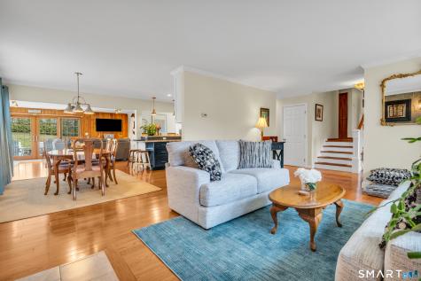 51 West Lake Avenue Guilford CT 06437