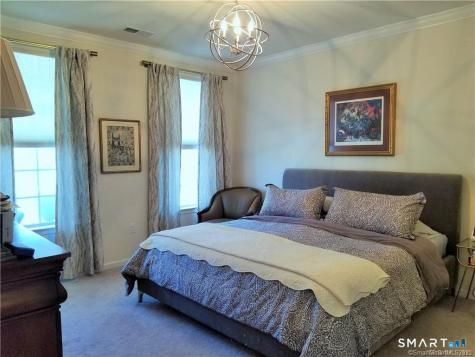 424 Center Meadow Lane Danbury CT 06810