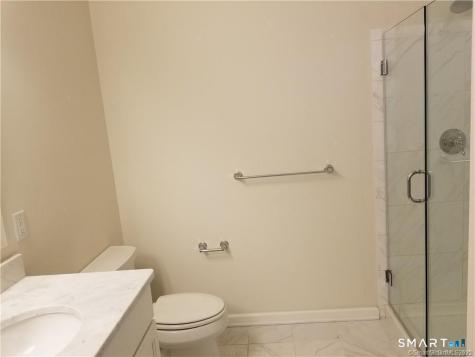 424 Center Meadow Lane Danbury CT 06810