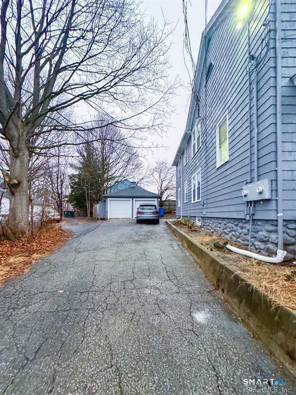 23 Lake Street Waterbury CT 06708