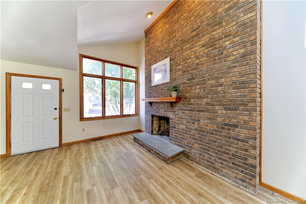 107 Ivy Lane South Windsor CT 06074