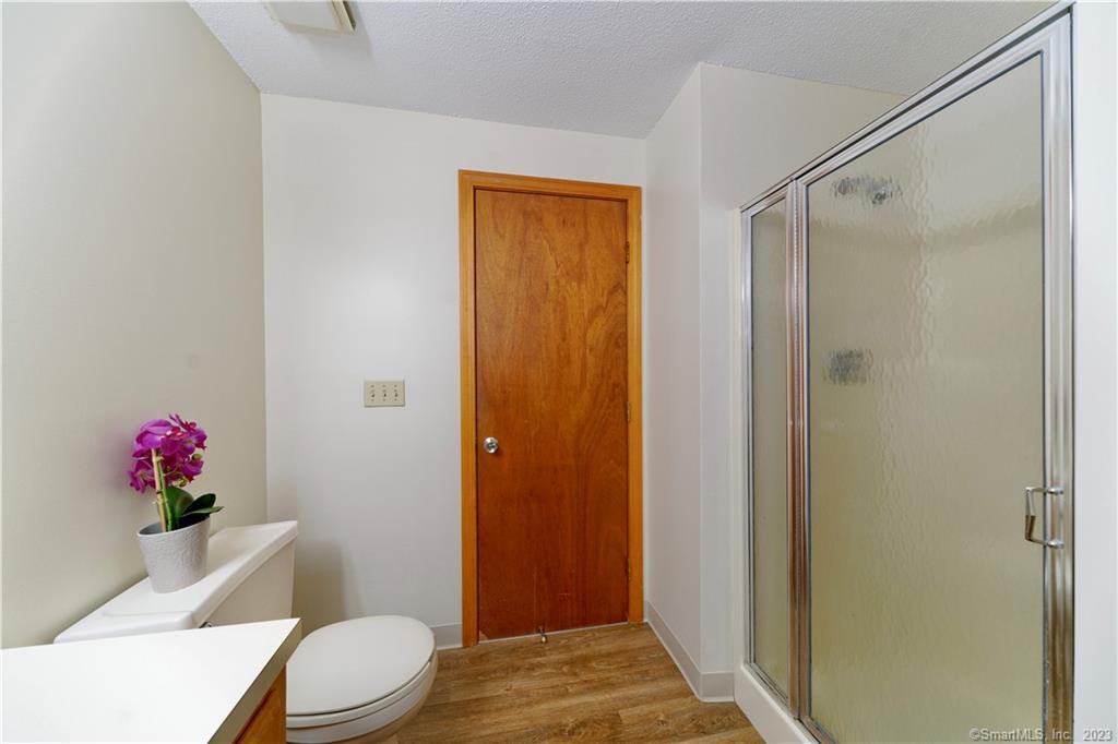 107 Ivy Lane South Windsor CT 06074