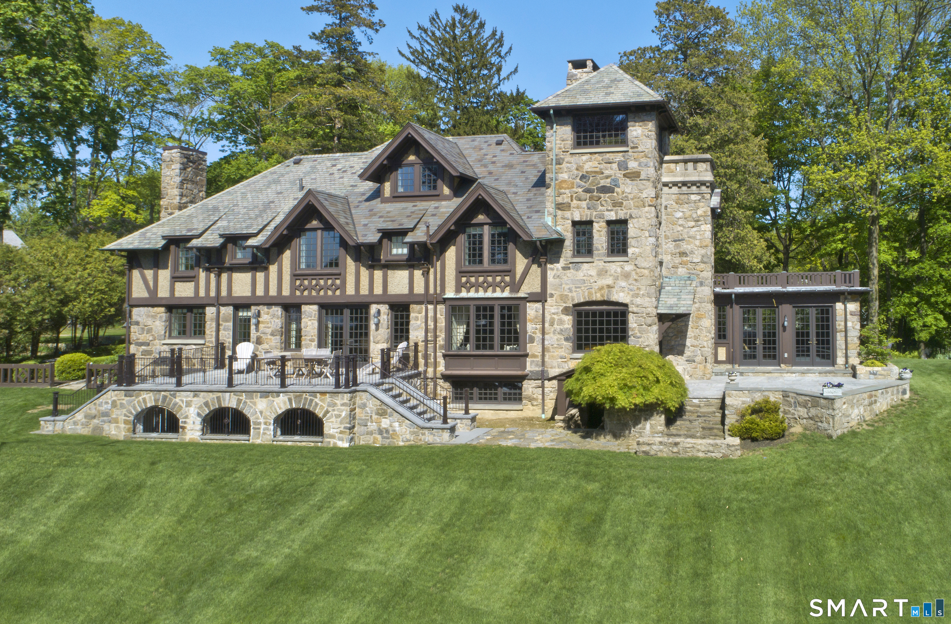 47 Carriglea Drive Greenwich CT 06878