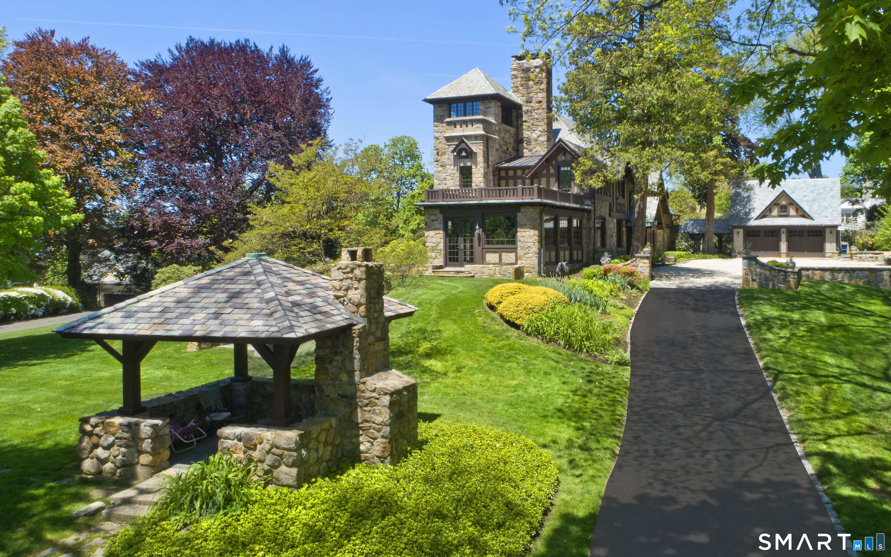 47 Carriglea Drive Greenwich CT 06878