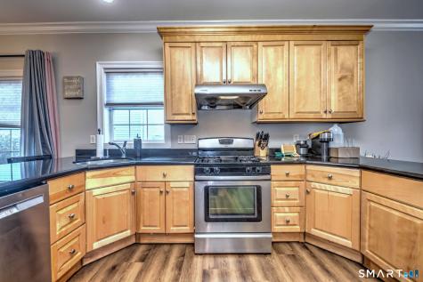 12 Landin Street Woodbridge CT 06525