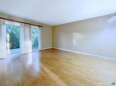 153 Penn Common Milford CT 06460