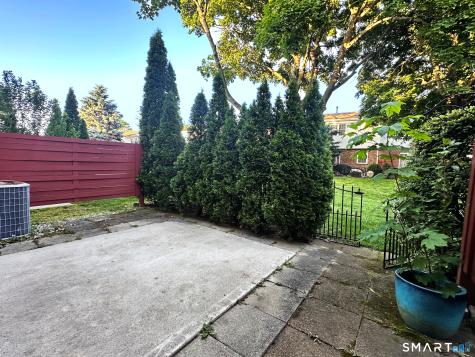 153 Penn Common Milford CT 06460