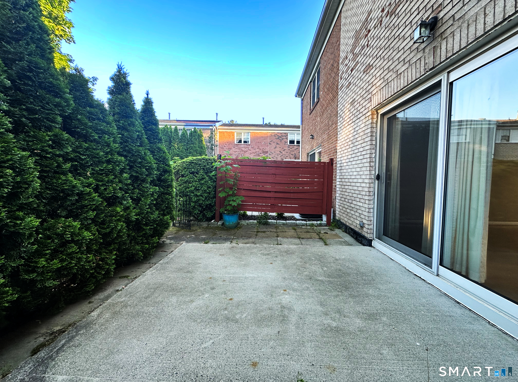 153 Penn Common Milford CT 06460