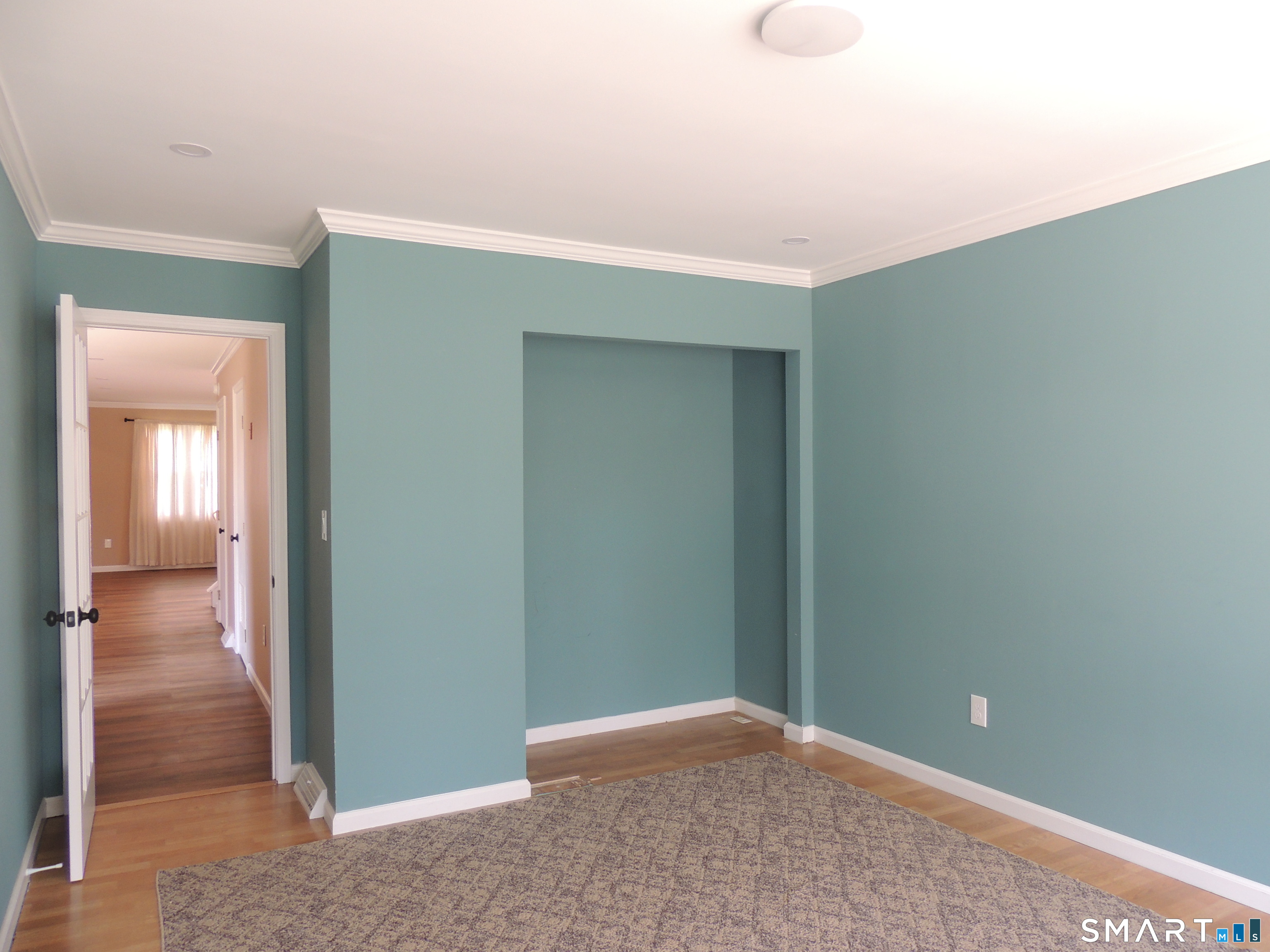 124 South Montowese Street Branford CT 06405