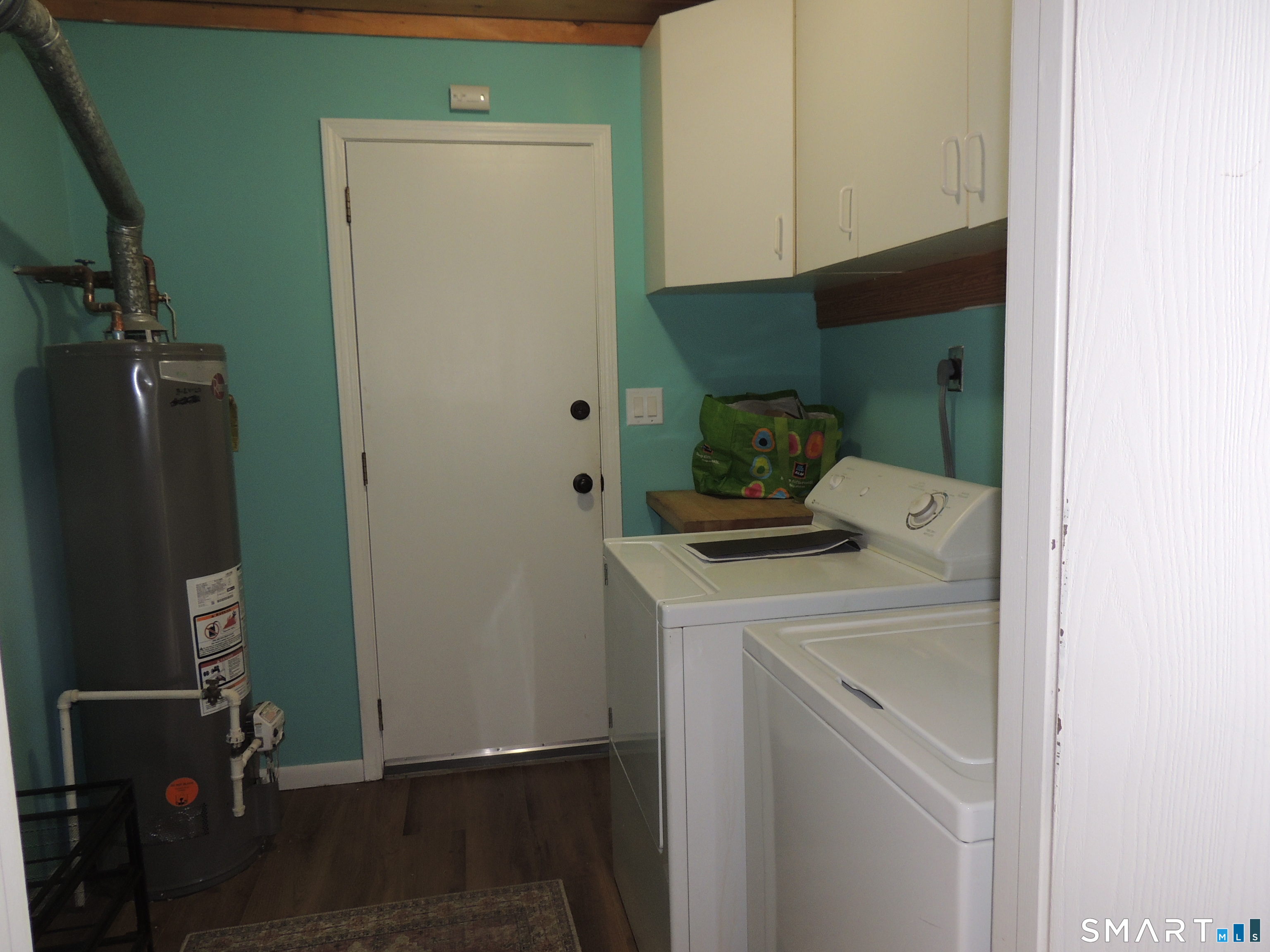 124 South Montowese Street Branford CT 06405