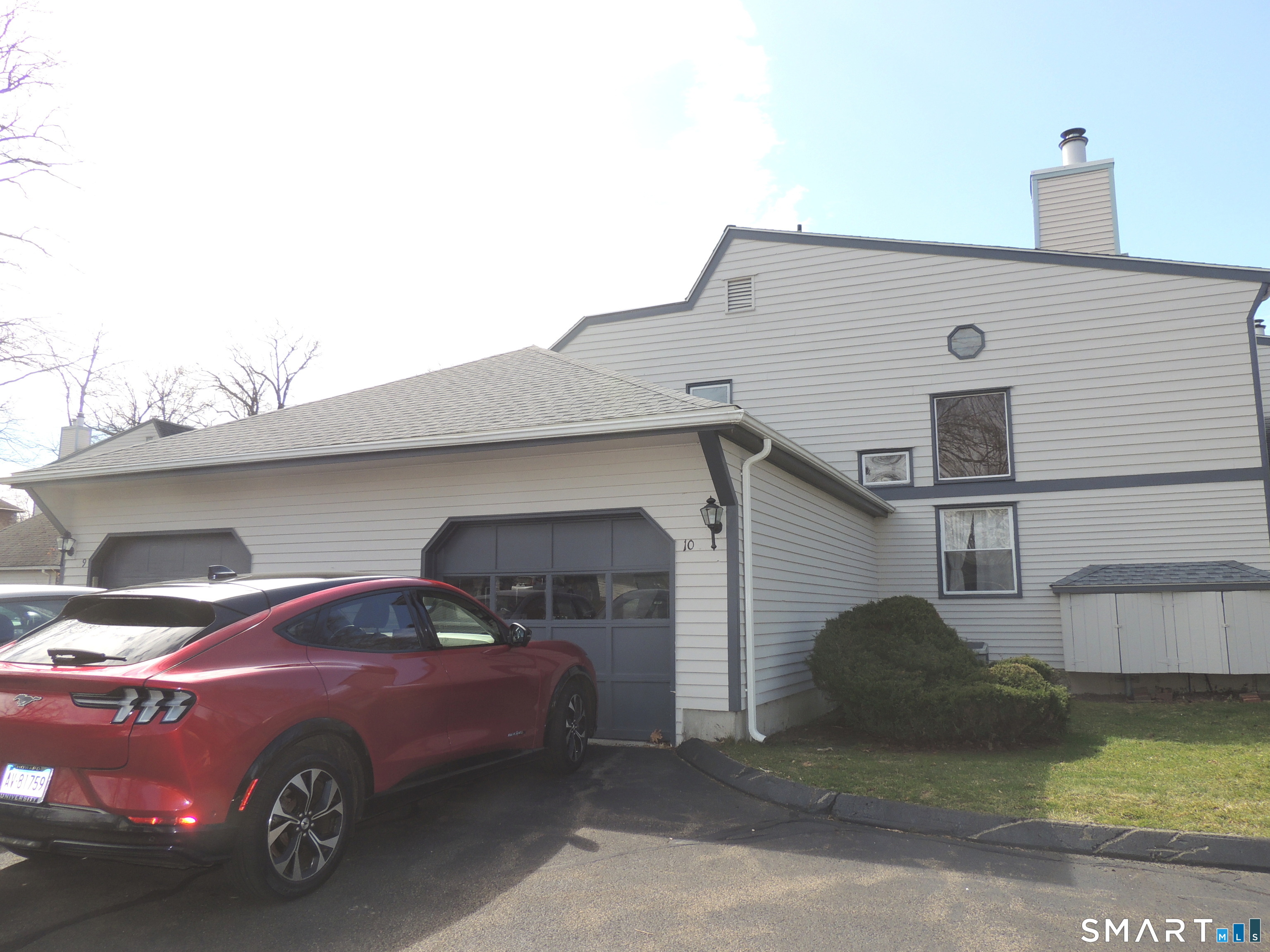 124 South Montowese Street Branford CT 06405