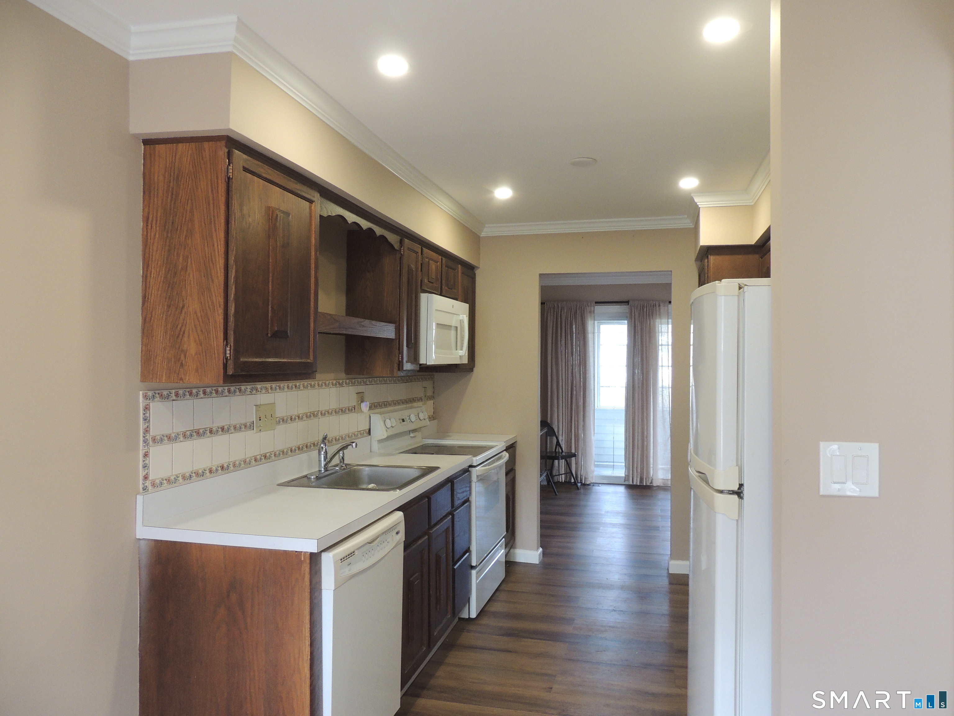 124 South Montowese Street Branford CT 06405