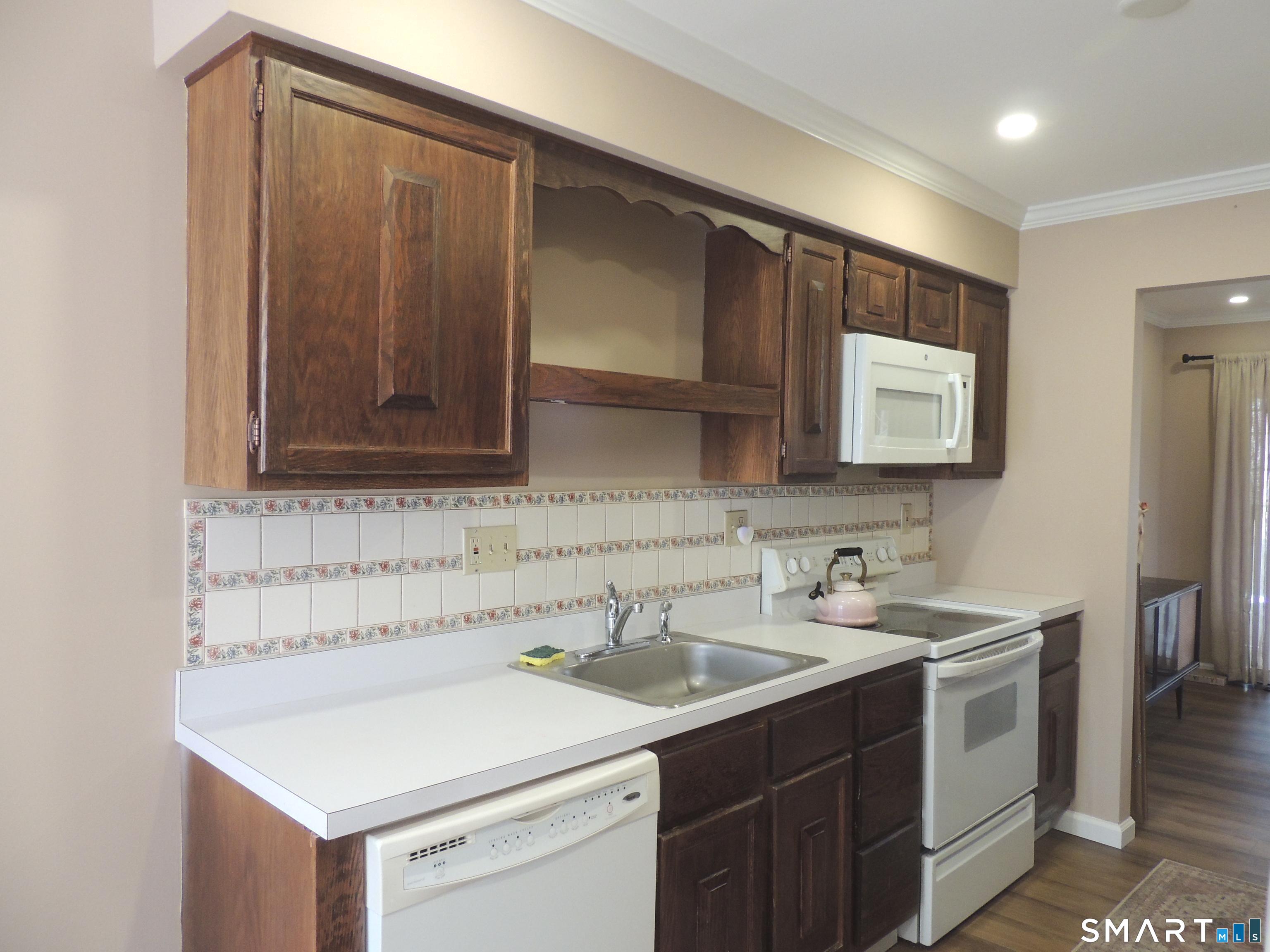 124 South Montowese Street Branford CT 06405