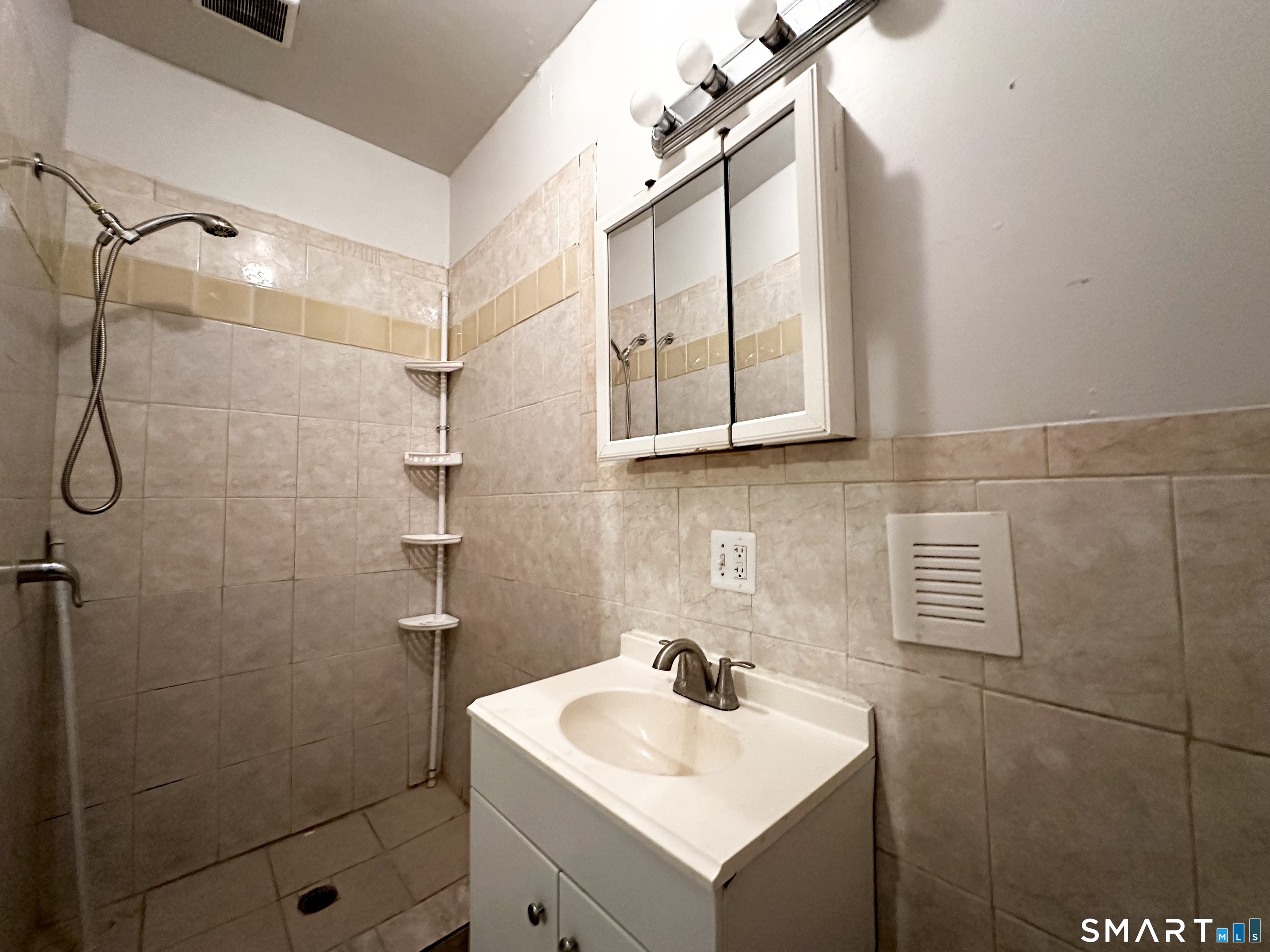 103 Catherine Street Bridgeport CT 06604