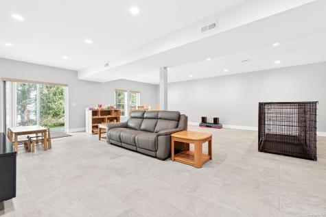 1 Mill Road Danbury CT 06810