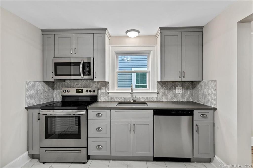 223 Townsend Avenue New Haven CT 06512