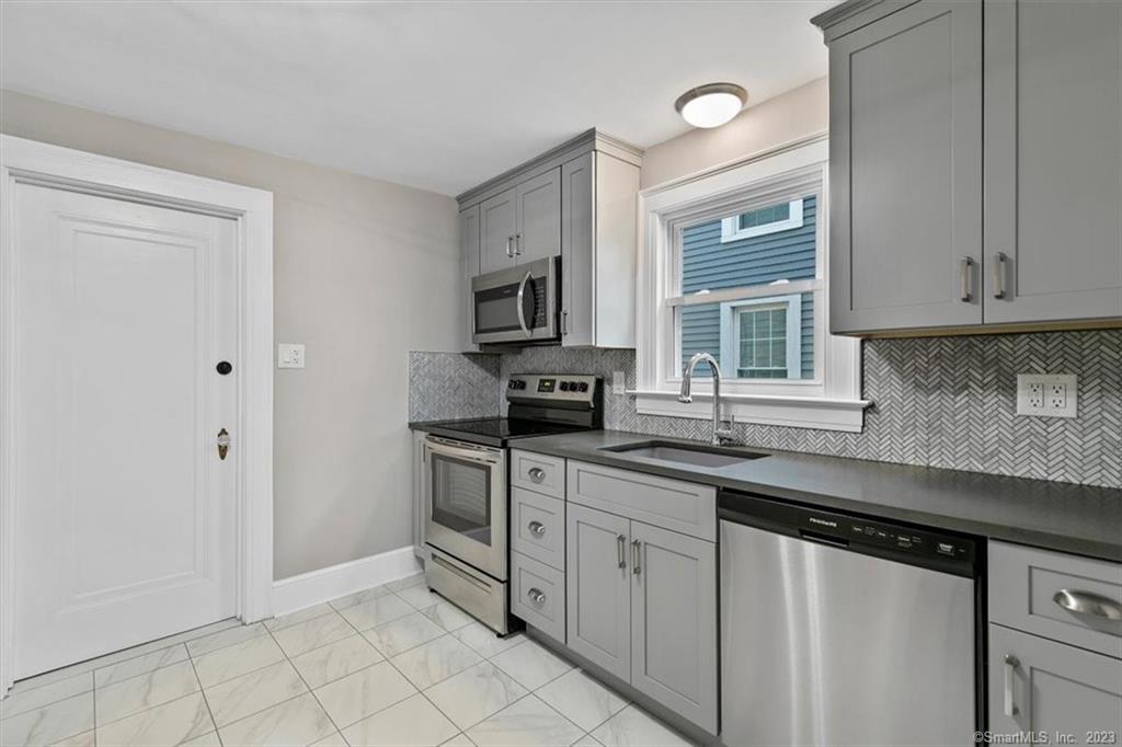 223 Townsend Avenue New Haven CT 06512